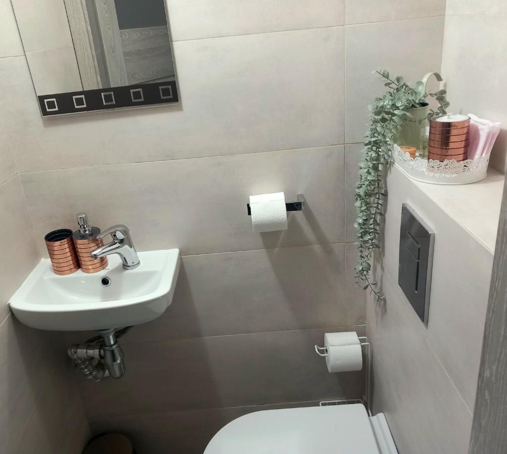 Hola Apartamenty Piotrkowska Lodz  Luaran gambar